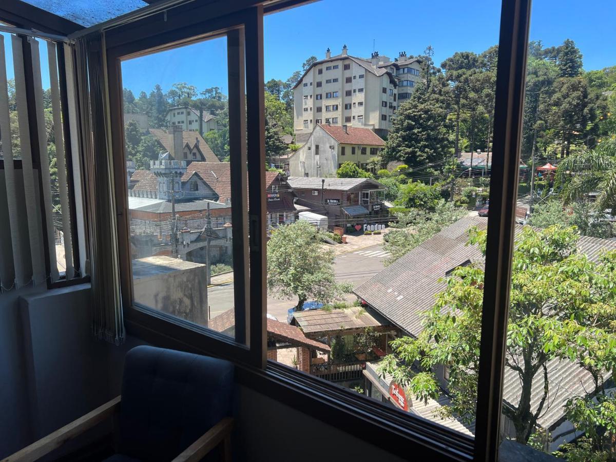 Amplo Apartamento A 200M Da Rua Coberta Apartman Gramado Kültér fotó