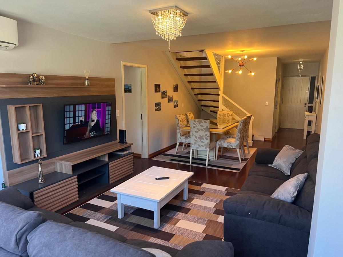 Amplo Apartamento A 200M Da Rua Coberta Apartman Gramado Kültér fotó